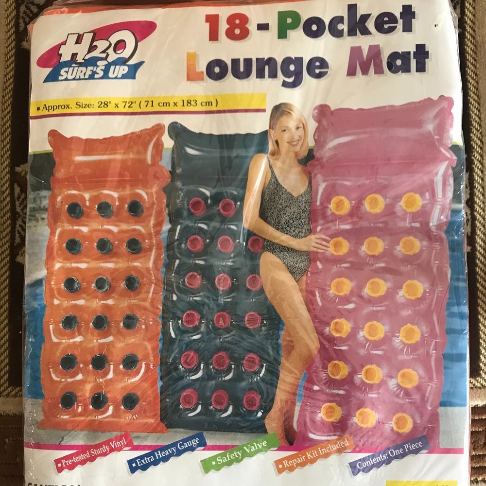 18 Pocket lounge mat h2o surf's up 28"x72" ages 5 and up